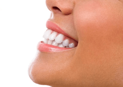 foods that naturally whiten your teeth